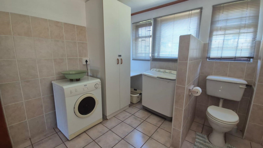 To Let 2 Bedroom Property for Rent in Dana Bay Western Cape
